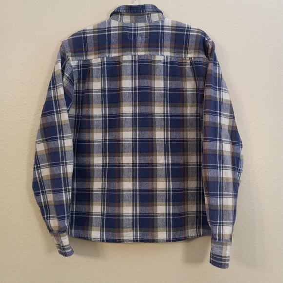 Quizz New York Woman's Size Medium Pearl Snap Button Up Shirt - Picture 2 of 11